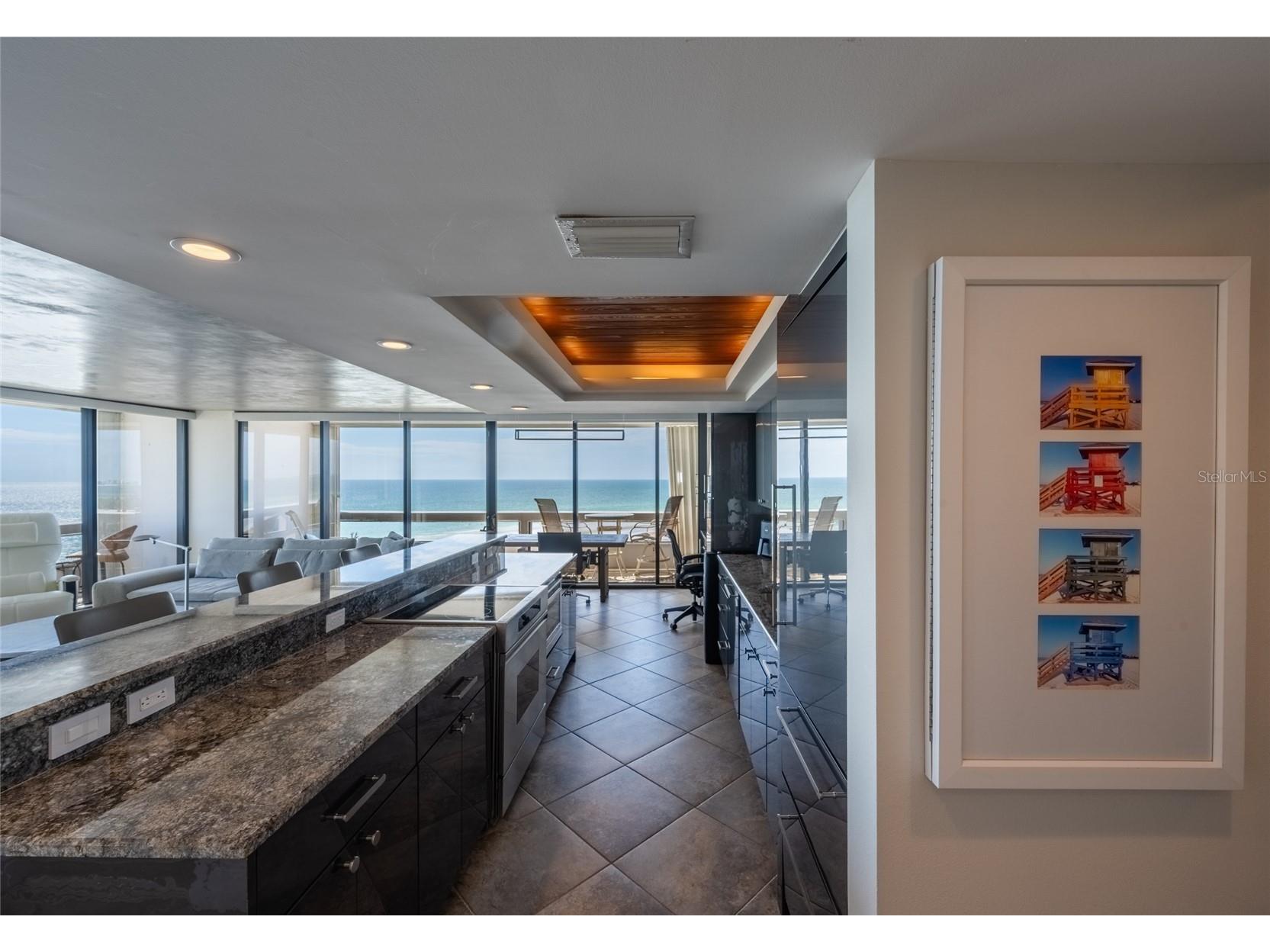 5400 Ocean Boulevard #10-02 Sarasota FL 34242 A4688970 image3