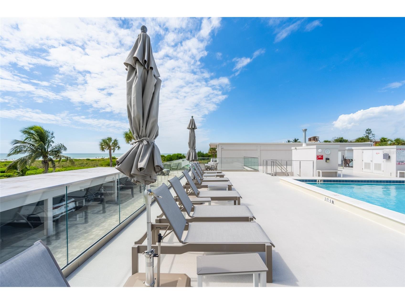 5400 Ocean Boulevard #10-02 Sarasota FL 34242 A4688970 image32