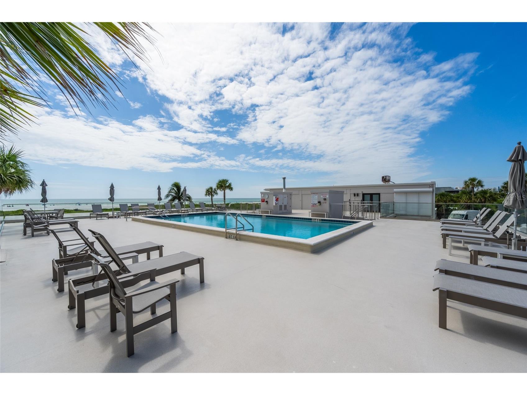 5400 Ocean Boulevard #10-02 Sarasota FL 34242 A4688970 image35