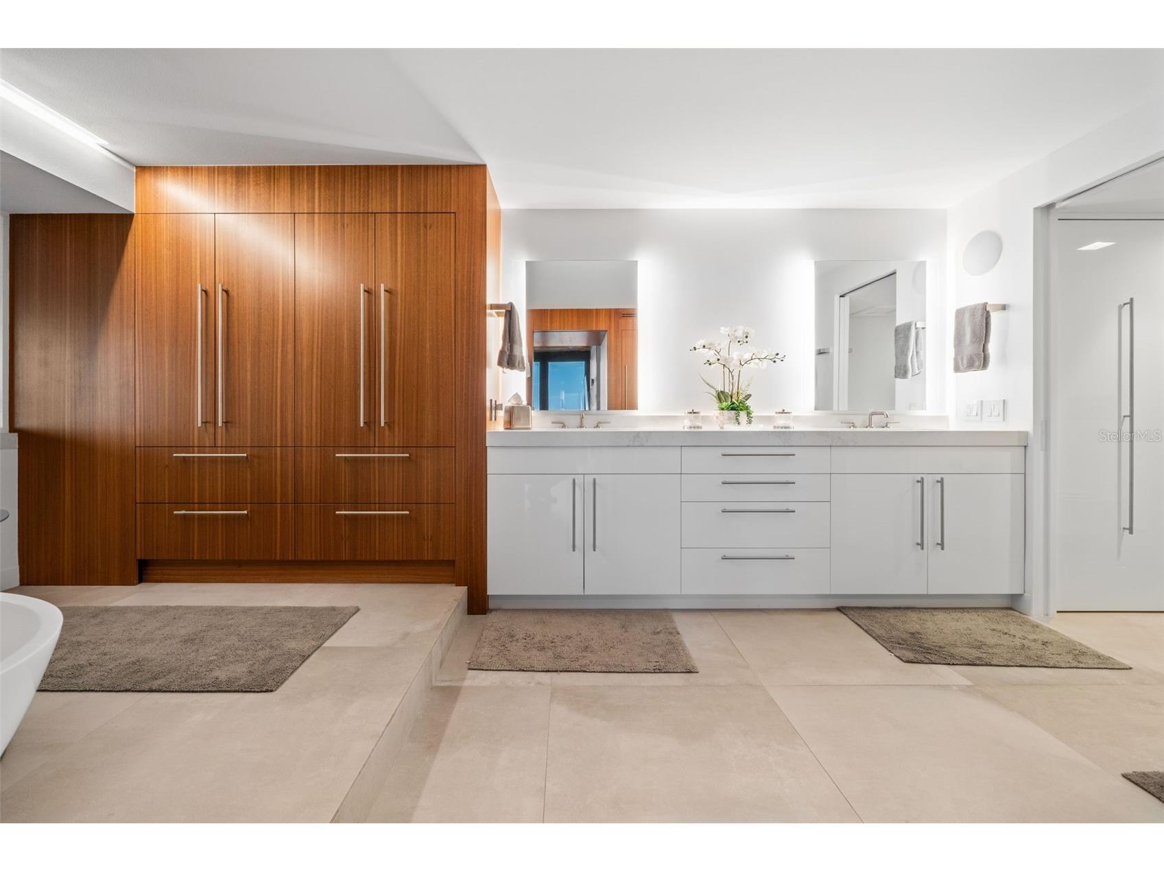 5400 Ocean Boulevard #15 1-4 Sarasota FL 34242 - GULF OF MEXICO A4698001 image53