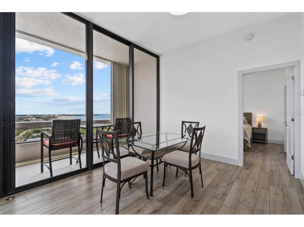 5400 Ocean Boulevard #17-04 Sarasota FL 34242 - GULF OF MEXICO A4667710 image8