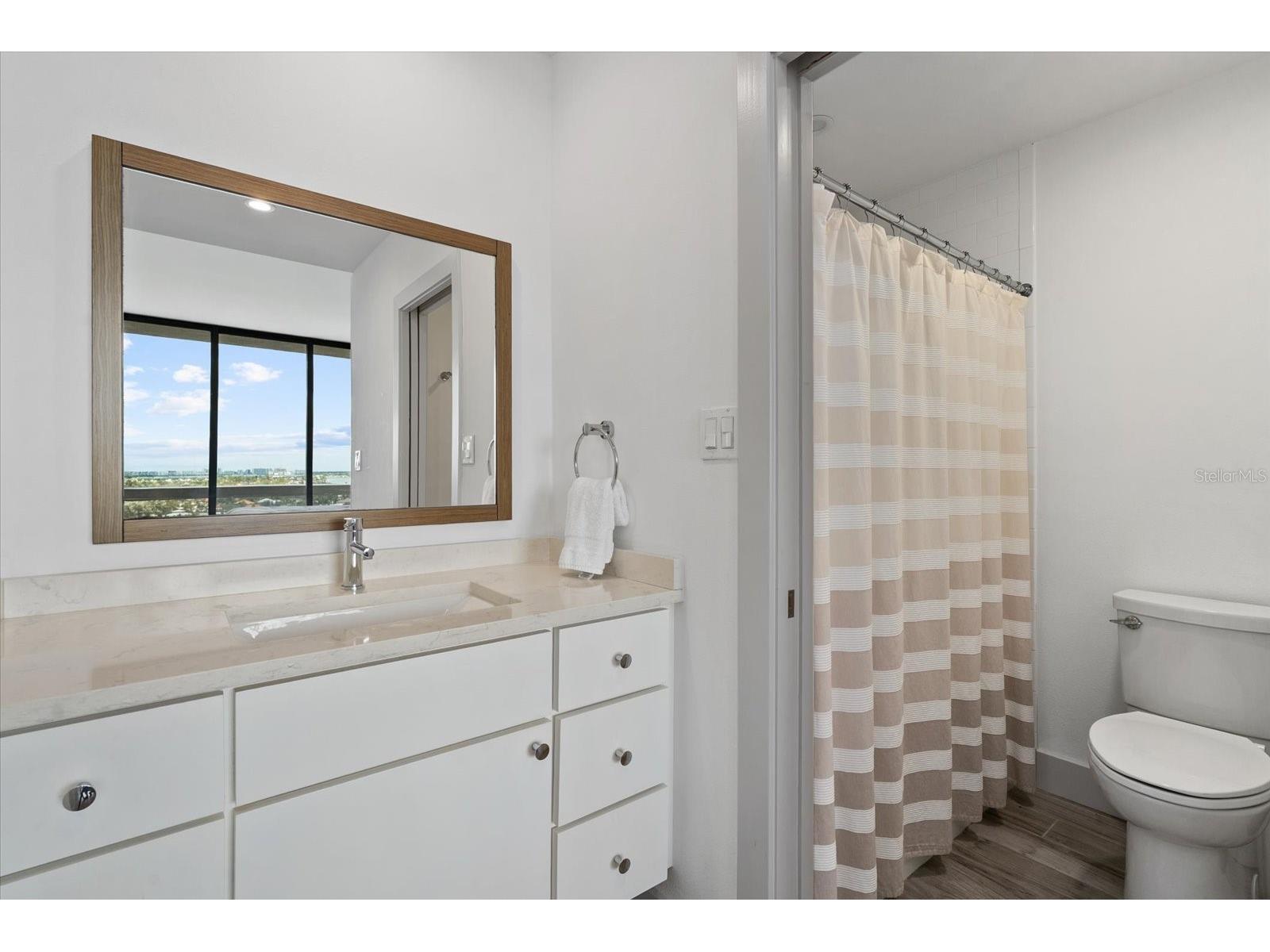 5400 Ocean Boulevard #17-04 Sarasota FL 34242 - GULF OF MEXICO A4698764 image24