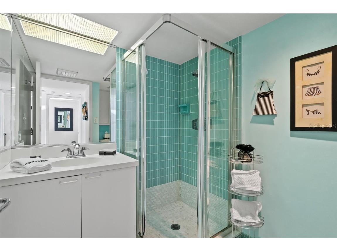 5400 Ocean Boulevard #8-05 Sarasota FL 34242 - GULF OF MEXICO A4670371 image16