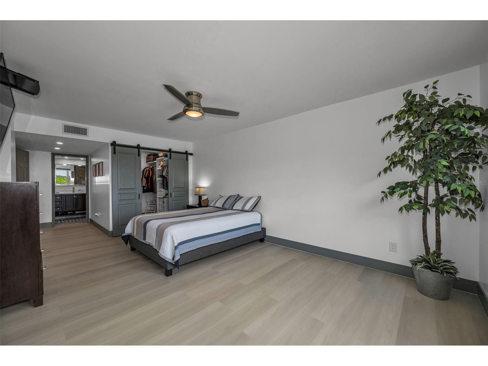 5400 Park St. North #303 Saint Petersburg FL 33709 - CROSS BAYOU TB8507978 image22