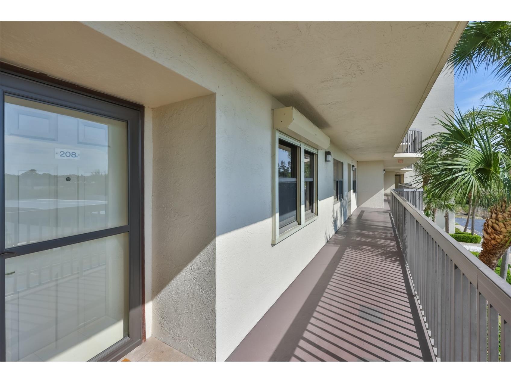 5400 Park Street N #208 Saint Petersburg FL 33709 - CROSS BAYOU TB8501658 image2