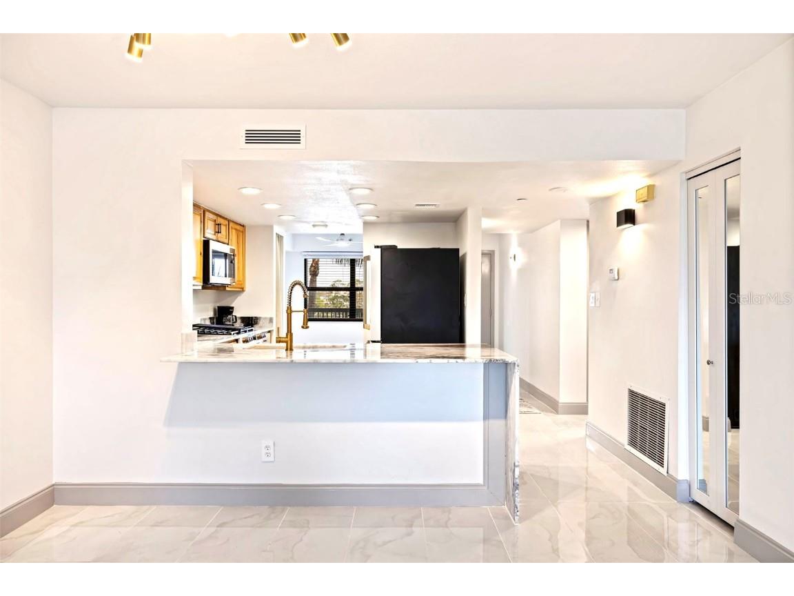 5400 Park Street N #209 Saint Petersburg FL 33709 TB8442708 image10