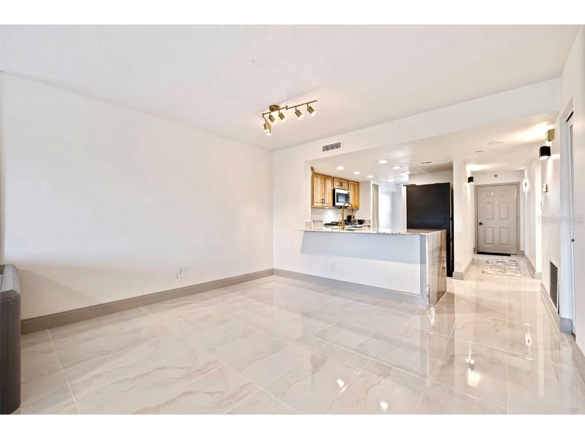 5400 Park Street N #209 Saint Petersburg FL 33709 TB8446446 image18