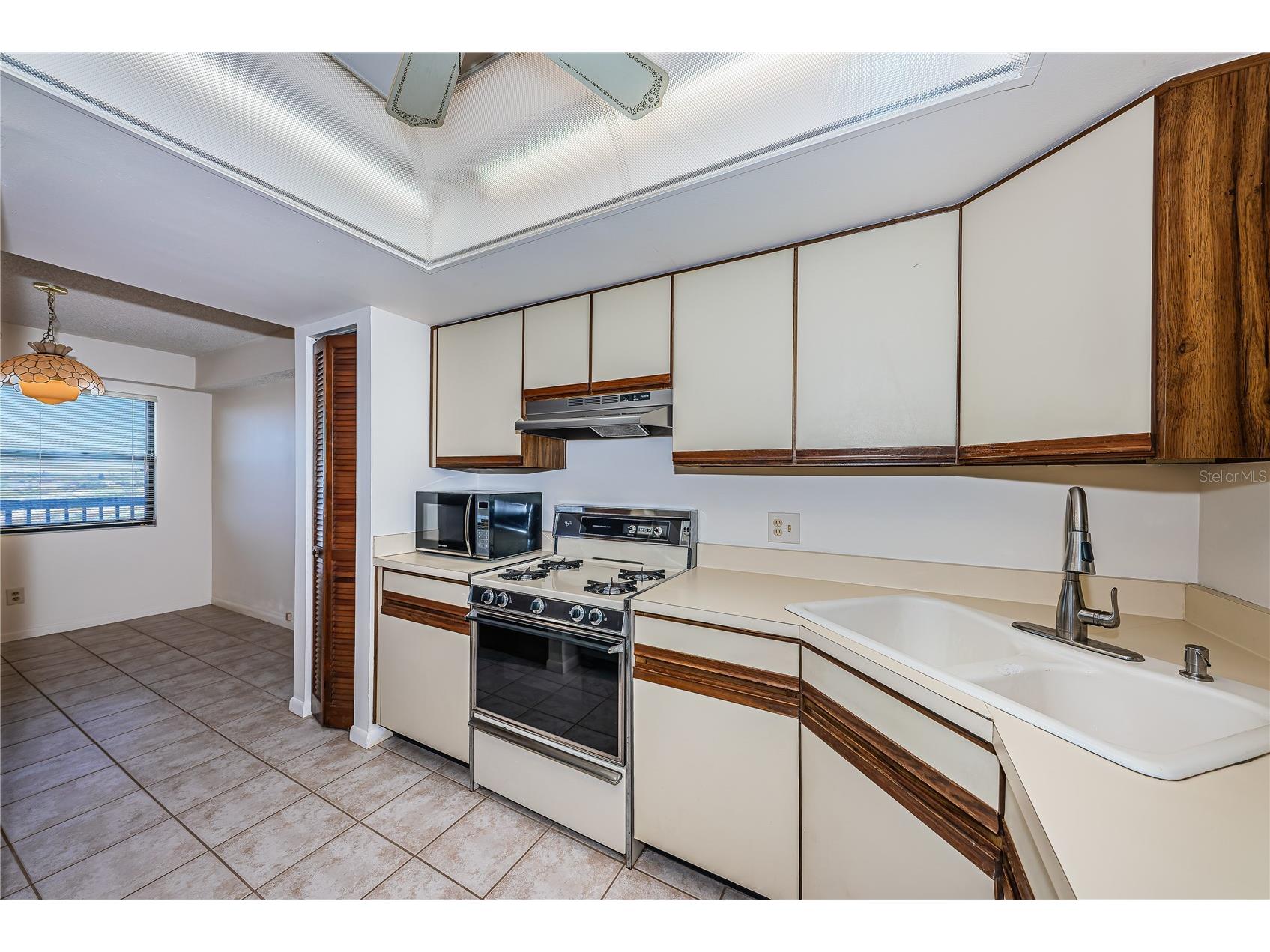 5400 Park Street N #708 Saint Petersburg FL 33709 - BAYOU TB8481801 image18