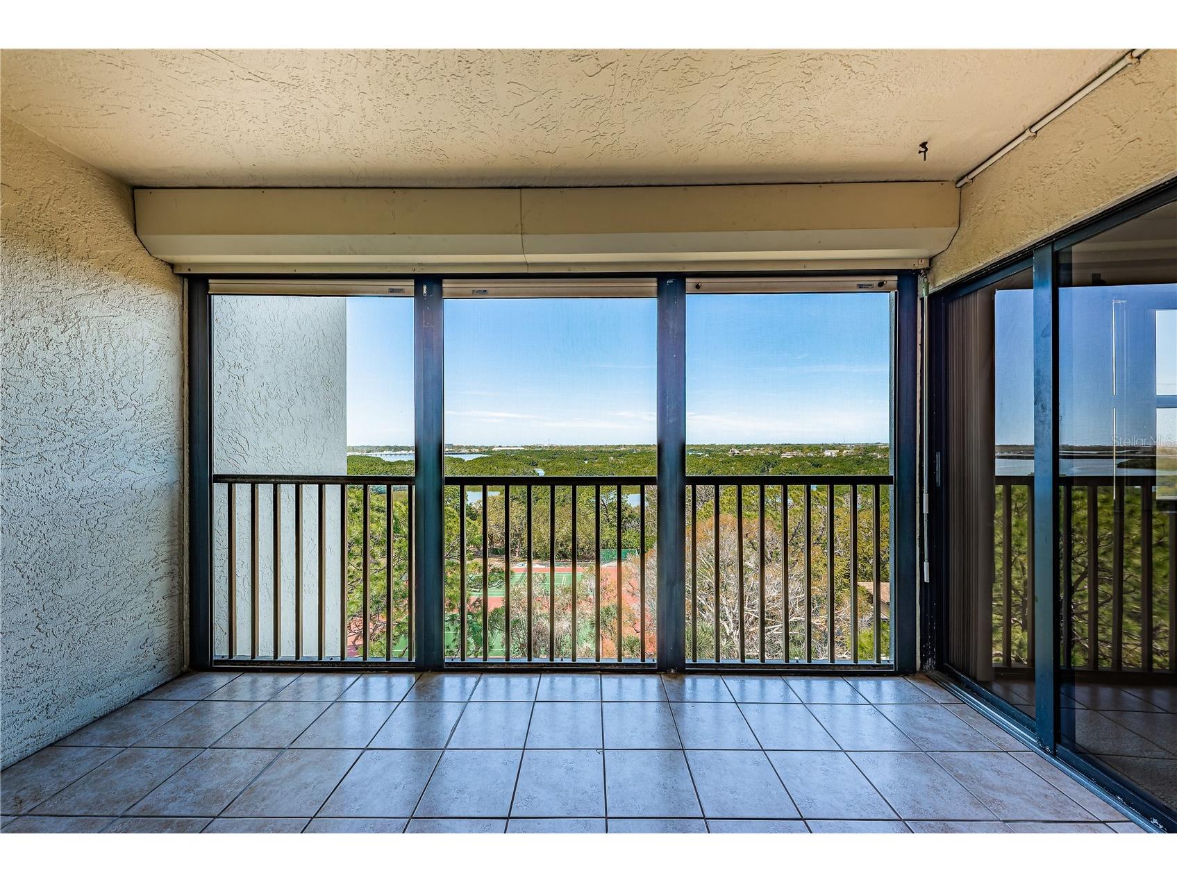 5400 Park Street N #708 Saint Petersburg FL 33709 - BAYOU TB8481801 image4