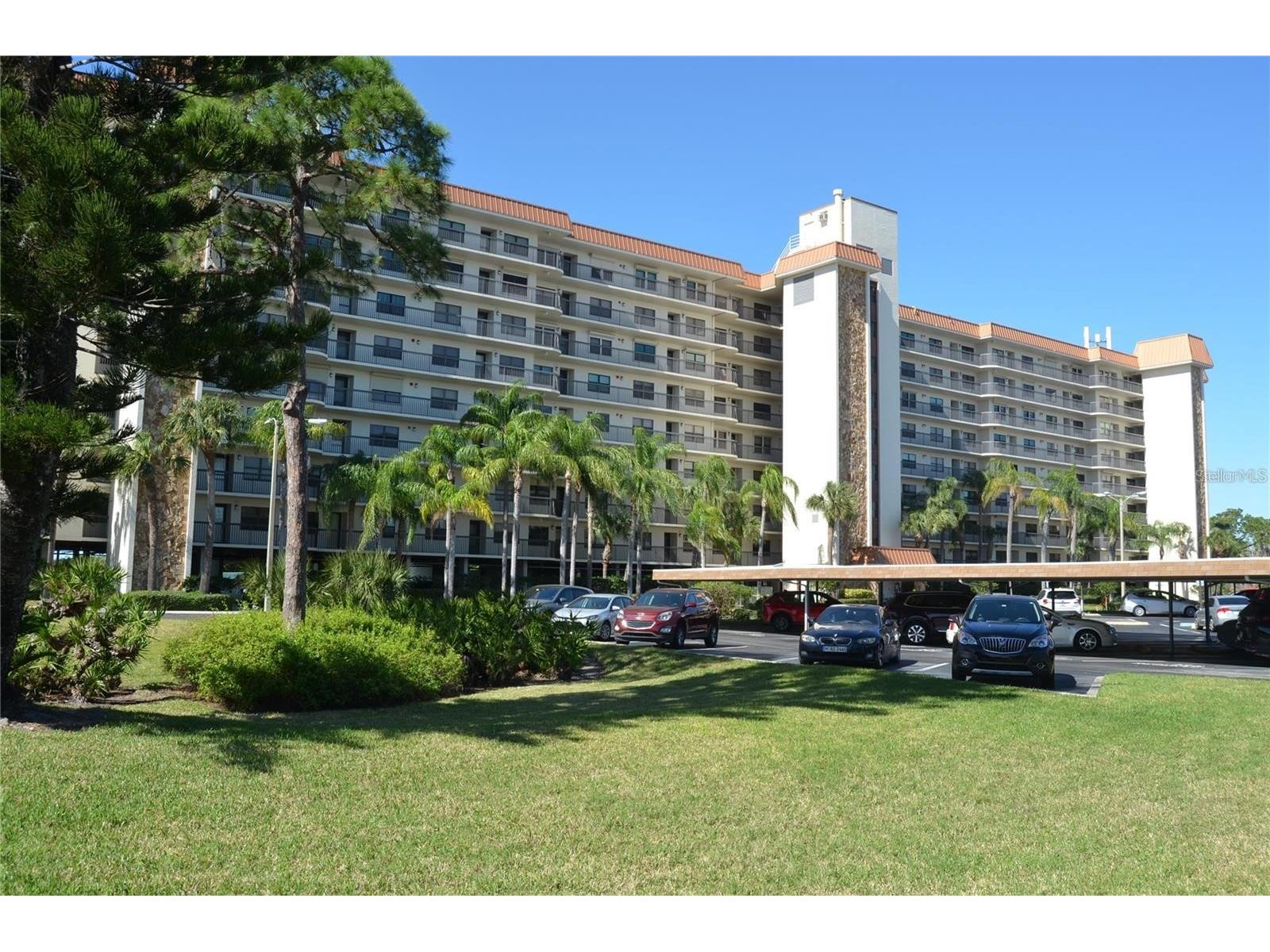 5400 Park Street N #8 Saint Petersburg FL 33709 TB8427830 image1