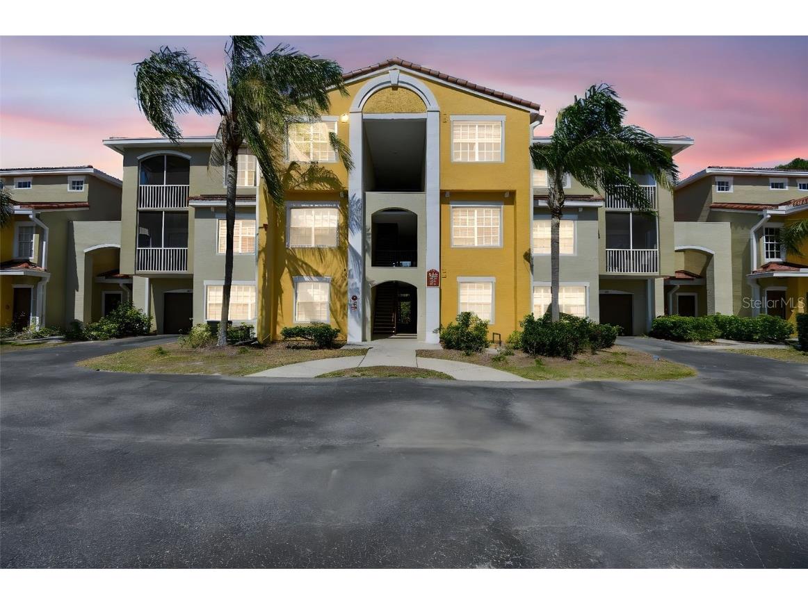 5401 Bentgrass Drive #1-302 Sarasota FL 34235 A4666932 image1