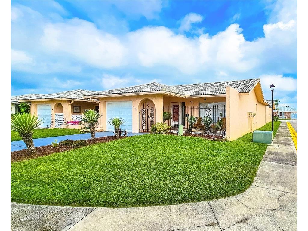 5401 Glen Ivy Place N Pinellas Park FL 33782 U8253867 image1