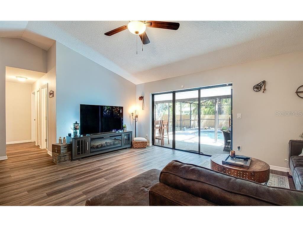 5401 Lighthouse Road Orlando FL 32808 V4946206 image5