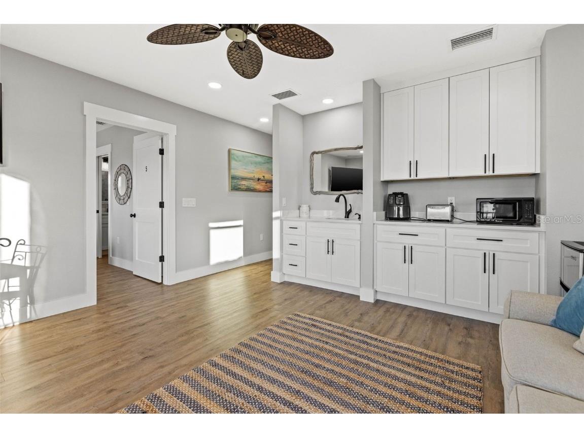 5402 31st Avenue S Gulfport FL 33707 TB8357835 image37