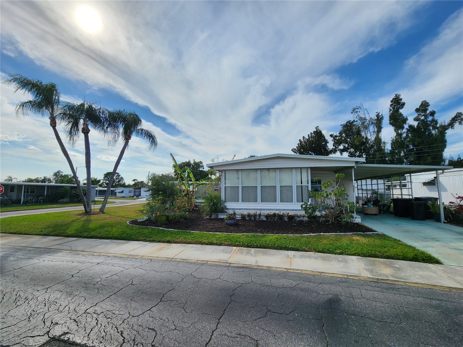 5402 Chateau Lane Bradenton FL 34207 A4657291 image1