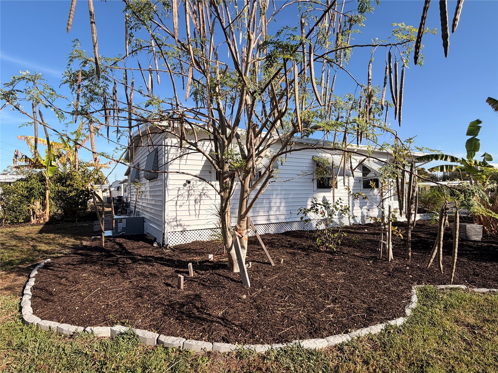 5402 Chateau Lane Bradenton FL 34207 A4657291 image3