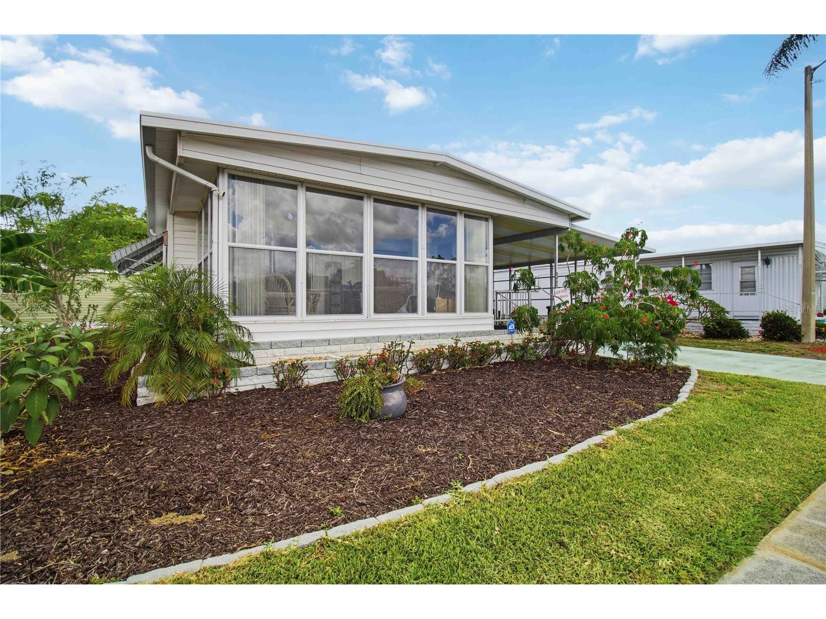 5402 Chateau Lane Bradenton FL 34207 D6147675 image1