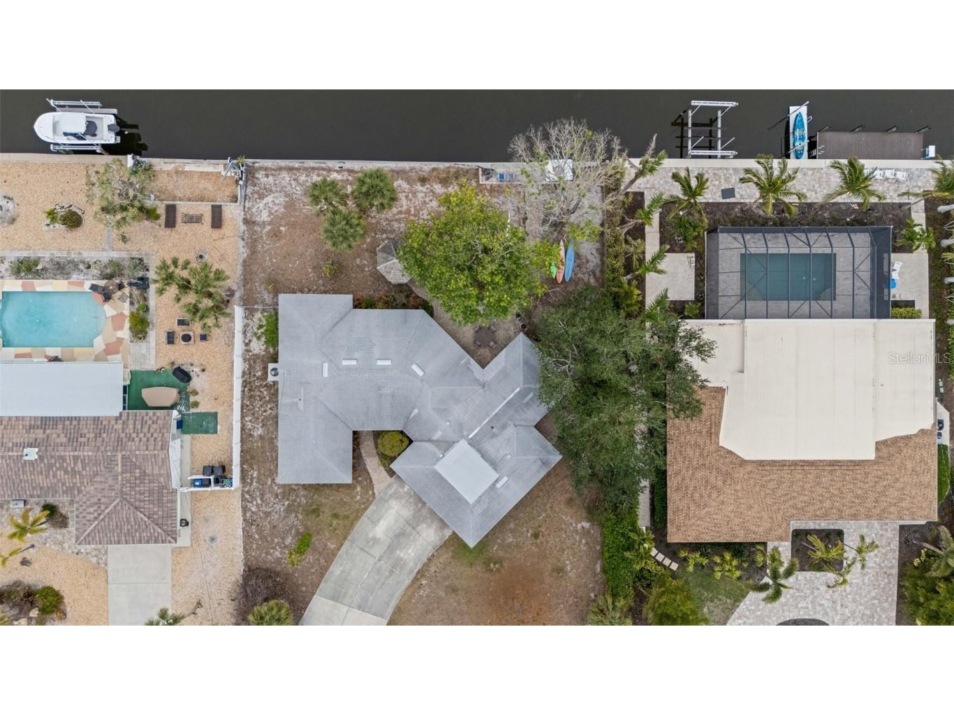 5402 Shadow Lawn Drive Sarasota FL 34242 A4634695 image1