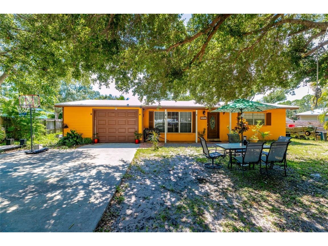 5402 Shannon Drive Fort Pierce FL 34951 TB8404732 image1