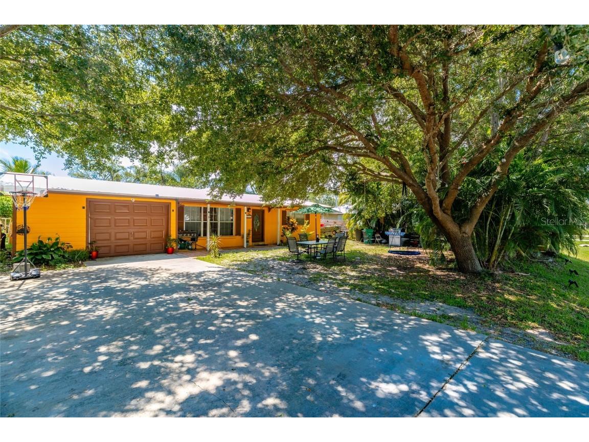 5402 Shannon Drive Fort Pierce FL 34951 TB8404732 image2