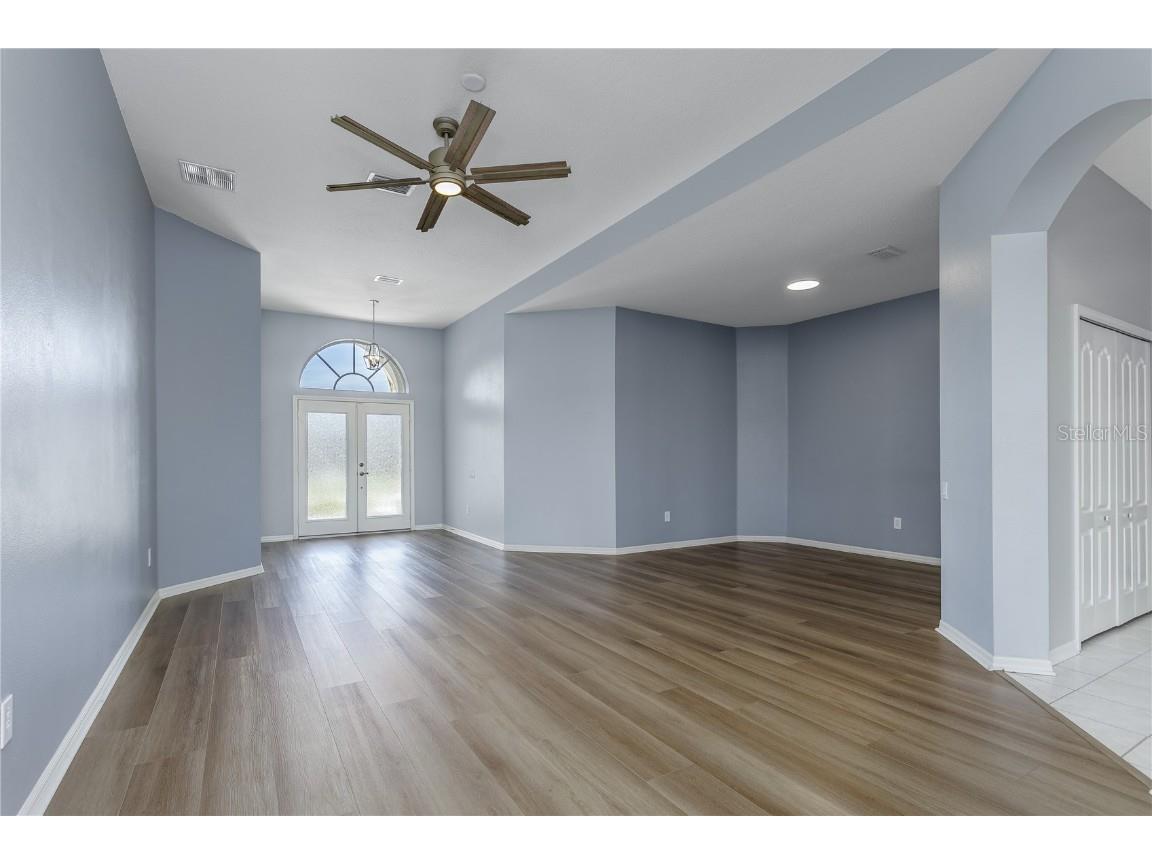 5402 Spectacular Bid Drive Wesley Chapel FL 33544 TB8453033 image2