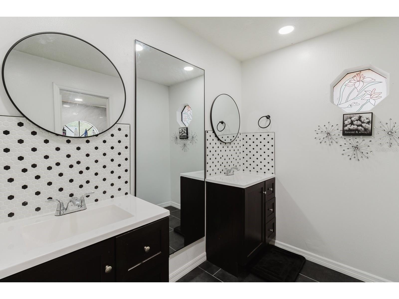 5402 Swallow Drive Land O Lakes FL 34639 TB8496621 image16