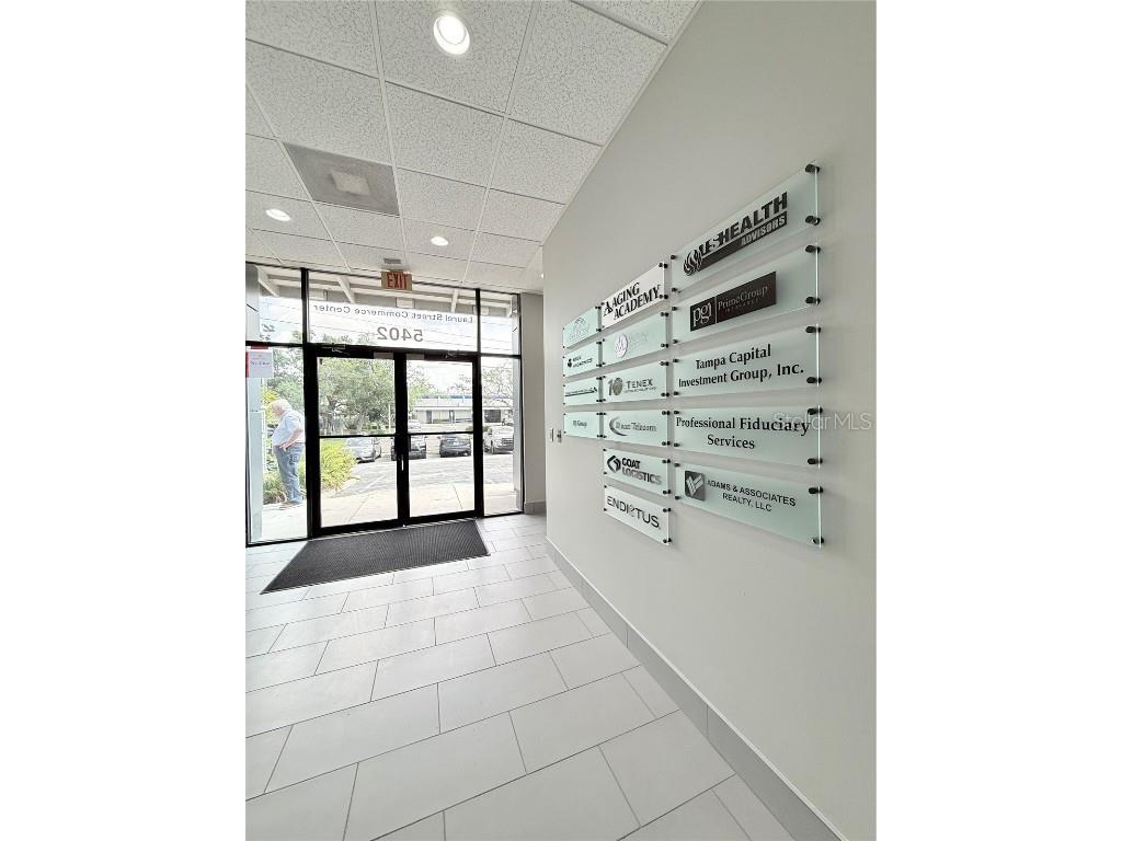 5402 W Laurel Street #109 & 220 Tampa FL 33607 TB8449080 image2