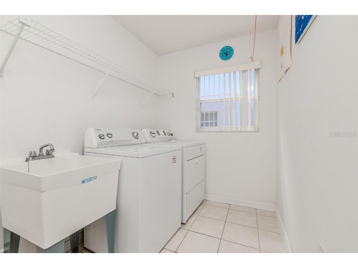 5404 Crepe Myrtle Circle Kissimmee FL 34758 V4945475 image39