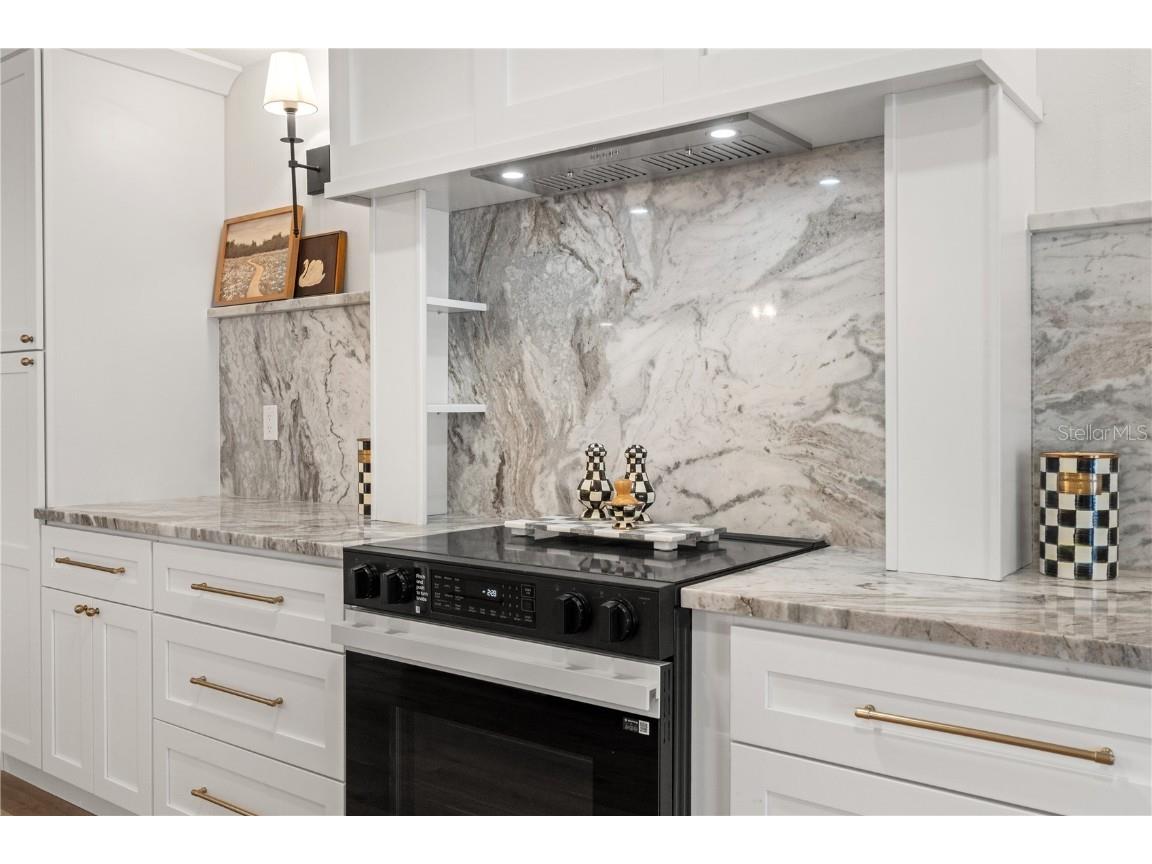 5404 Glover Drive Spring Hill FL 34607 W7881046 image8