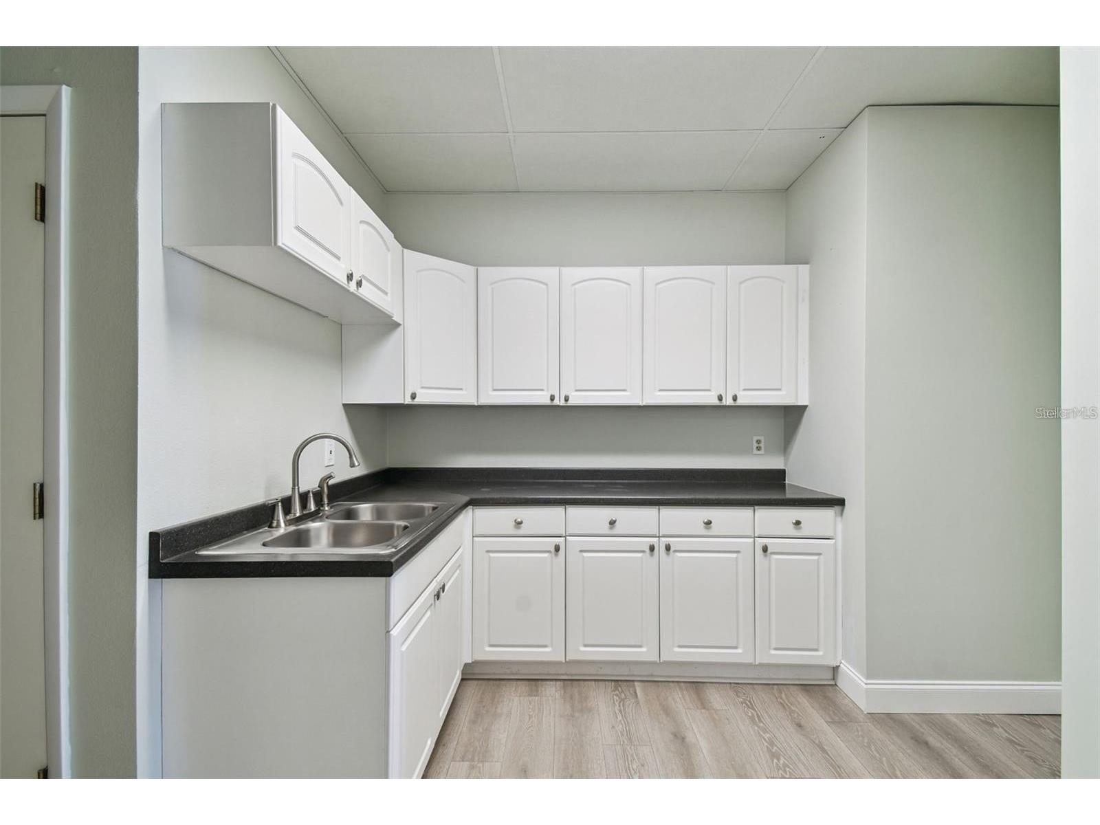 5404 Hoover Boulevard #18 Tampa FL 33634 TB8466710 image15