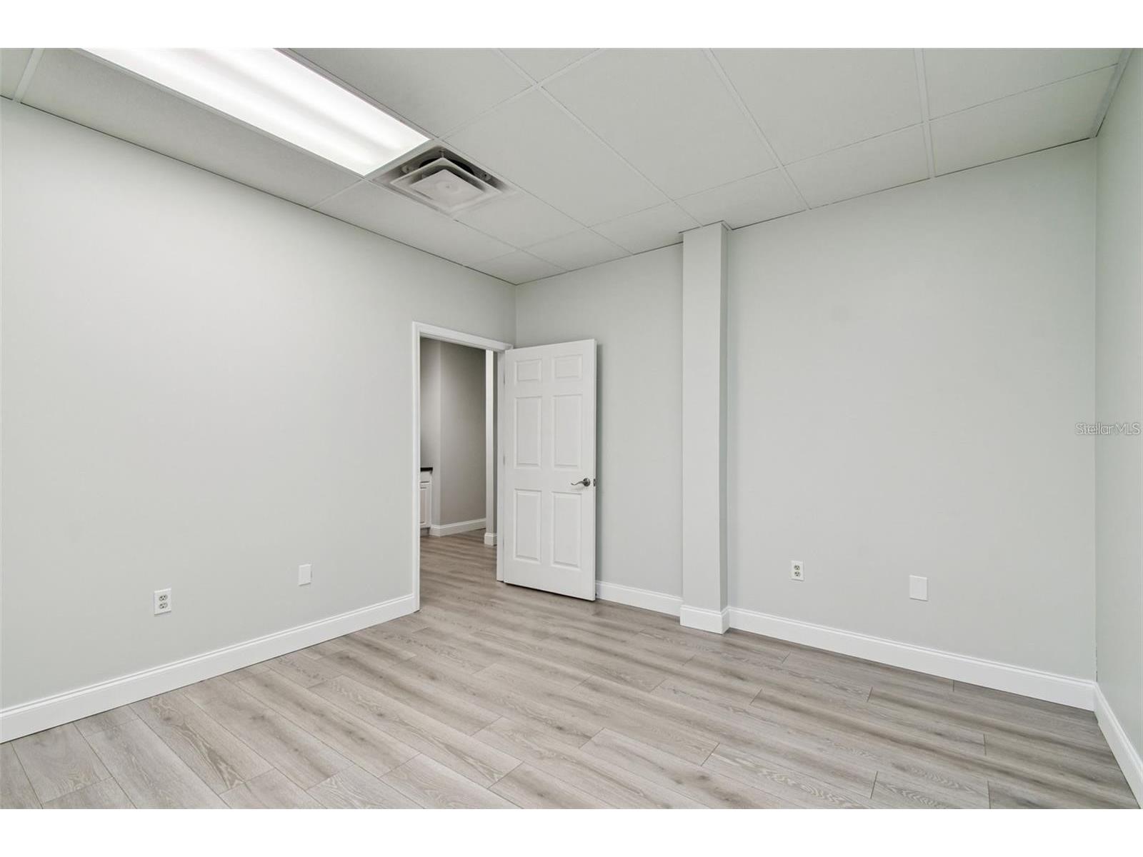 5404 Hoover Boulevard #18 Tampa FL 33634 TB8466710 image26