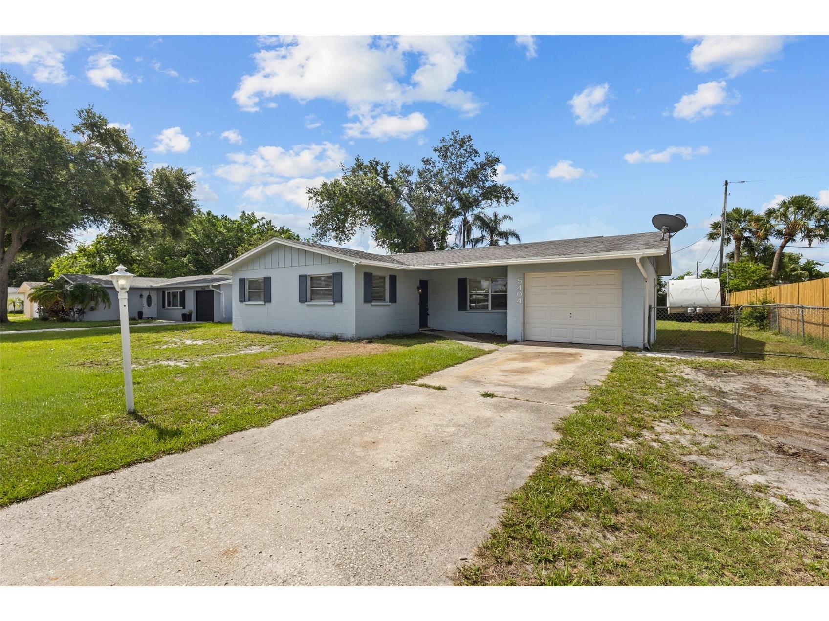 5404 Laurelwood Place Sarasota FL 34232 A4697242 image1