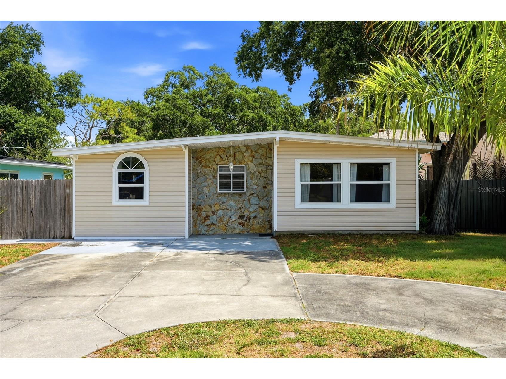 5405 10th Avenue S Gulfport FL 33707 TB8514378 image1