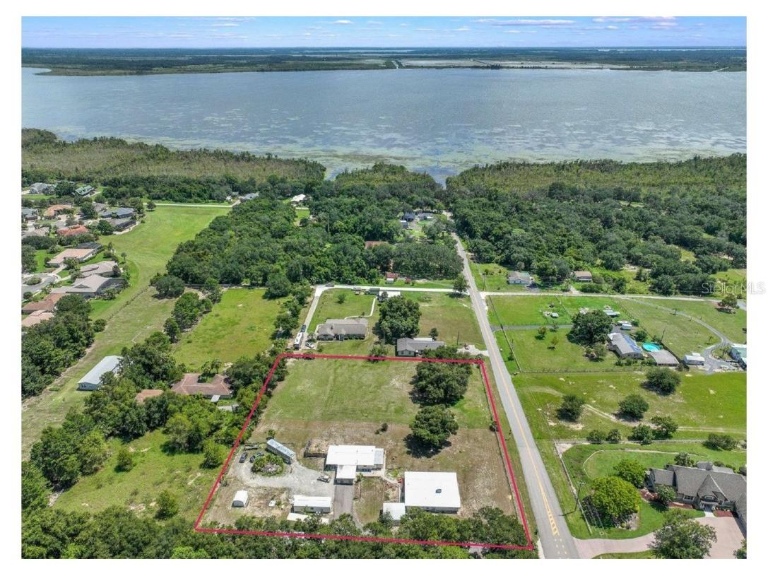 5405 Griffin View Drive Lady Lake FL 32159 - LAKE GRIFFIN O6237489 image1
