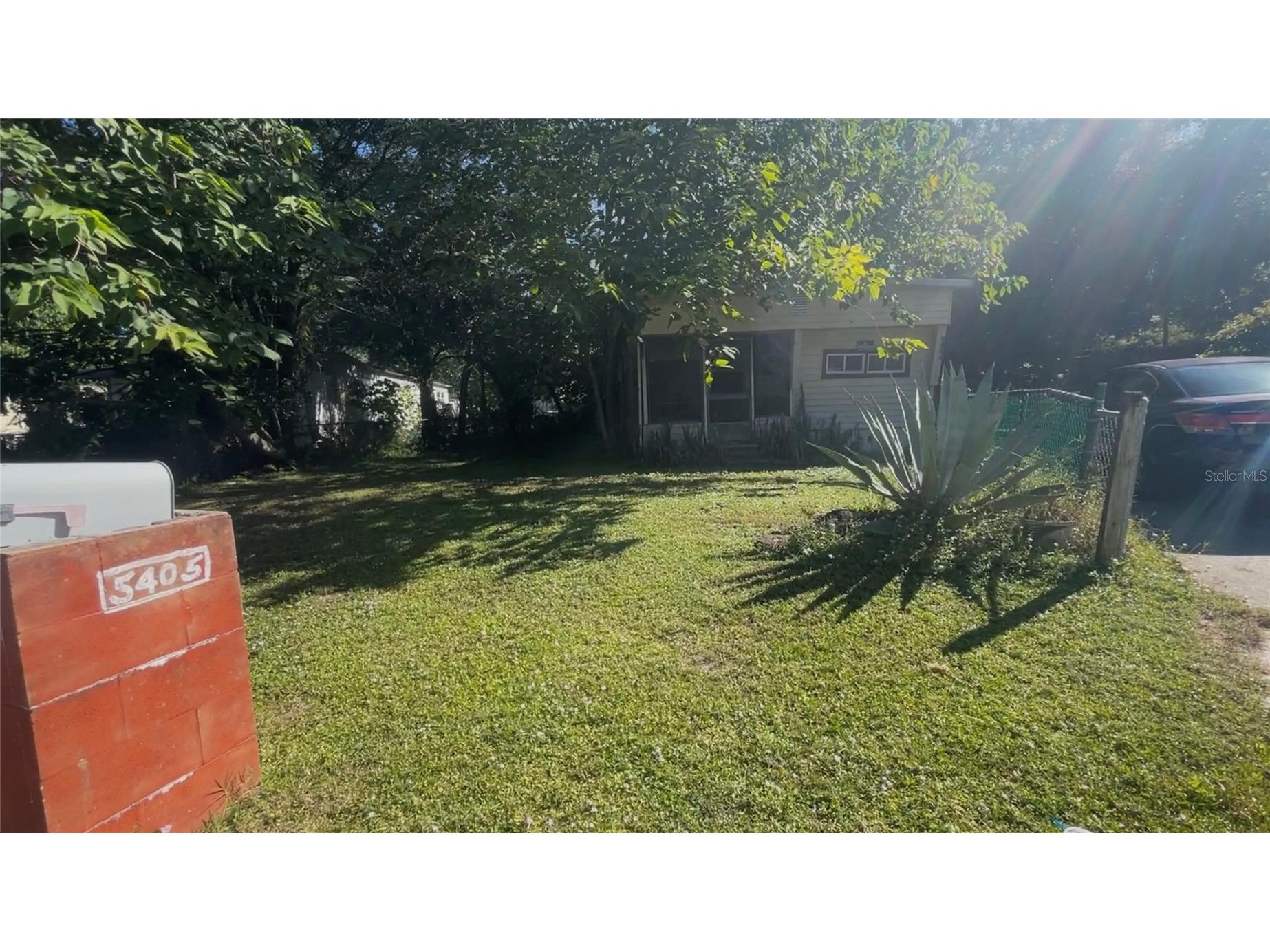5405 Mobile Drive Seffner FL 33584 TB8475969 image1