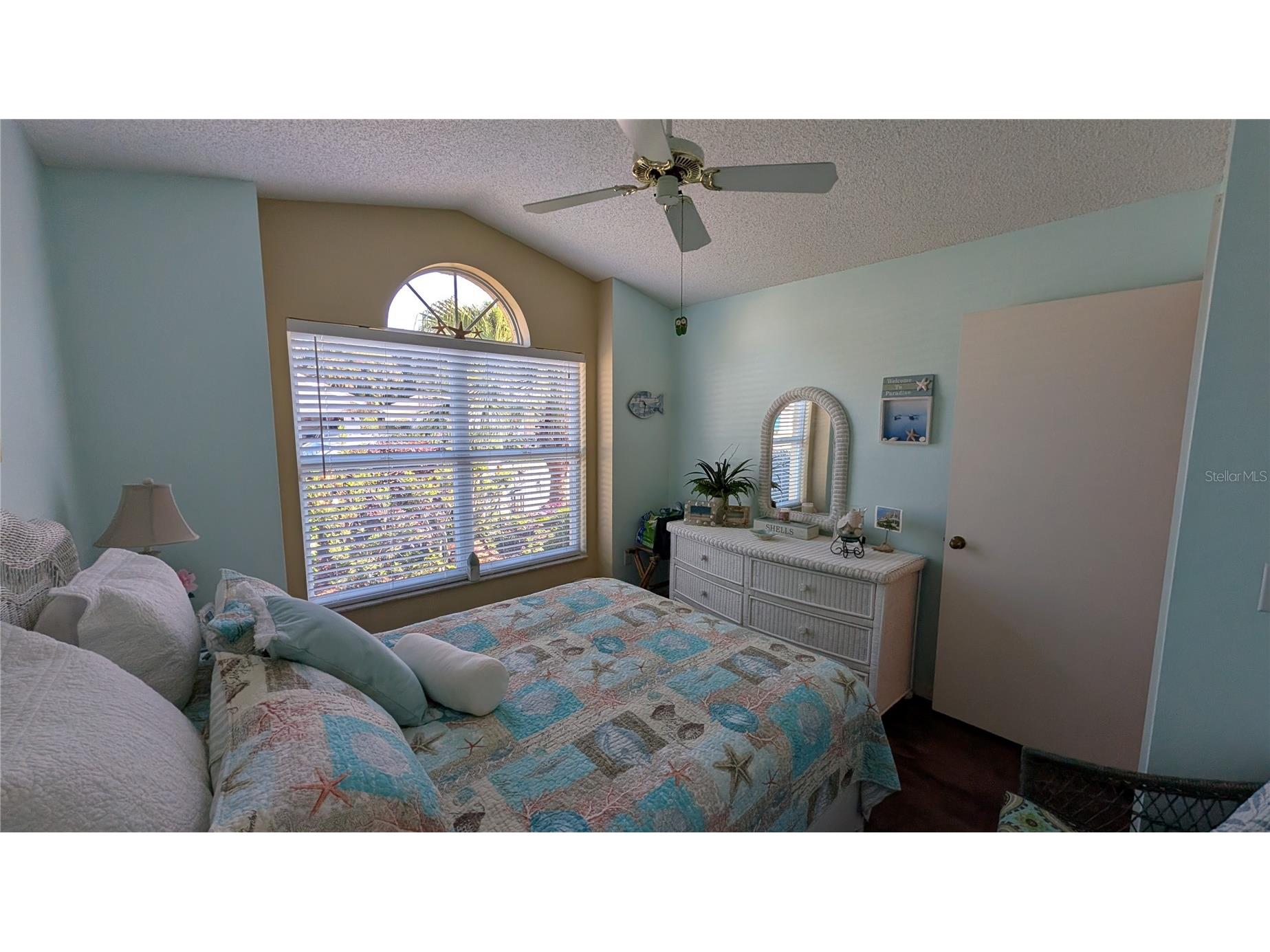5406 83rd Terrace E Sarasota FL 34243 A4696432 image11