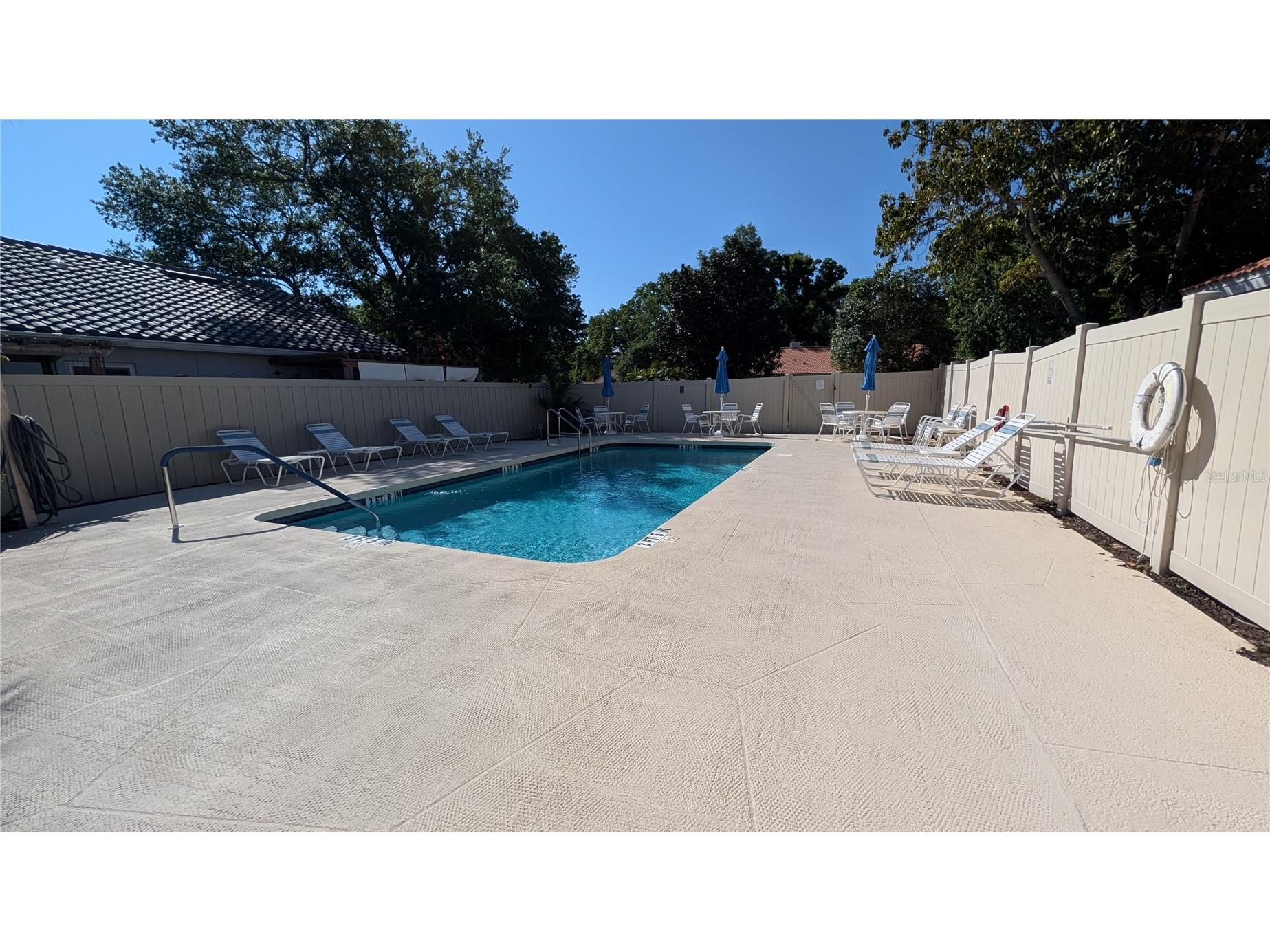 5406 83rd Terrace E Sarasota FL 34243 A4696432 image18
