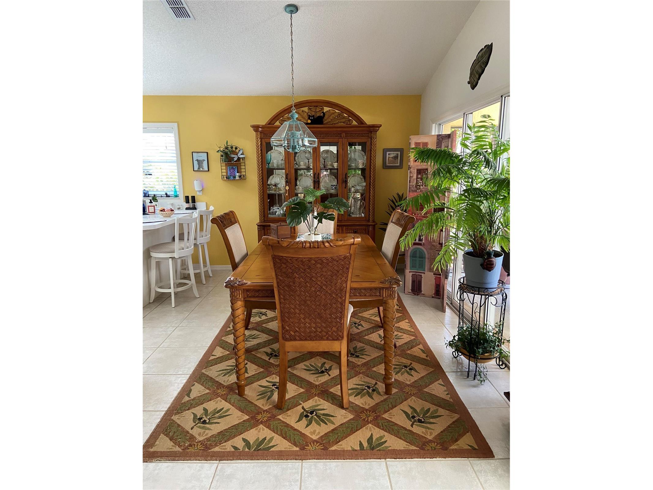 5406 83rd Terrace E Sarasota FL 34243 A4696432 image6