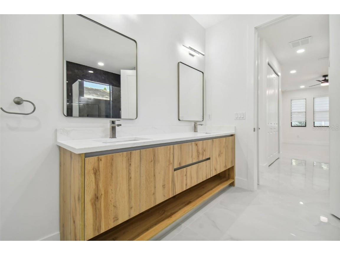 5406 N Pershing Place Tampa FL 33603 TB8376988 image16