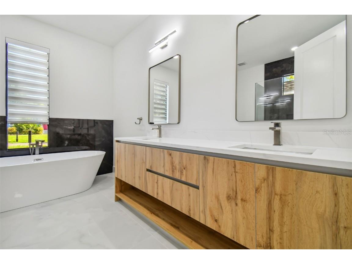 5406 N Pershing Place Tampa FL 33603 TB8376988 image17