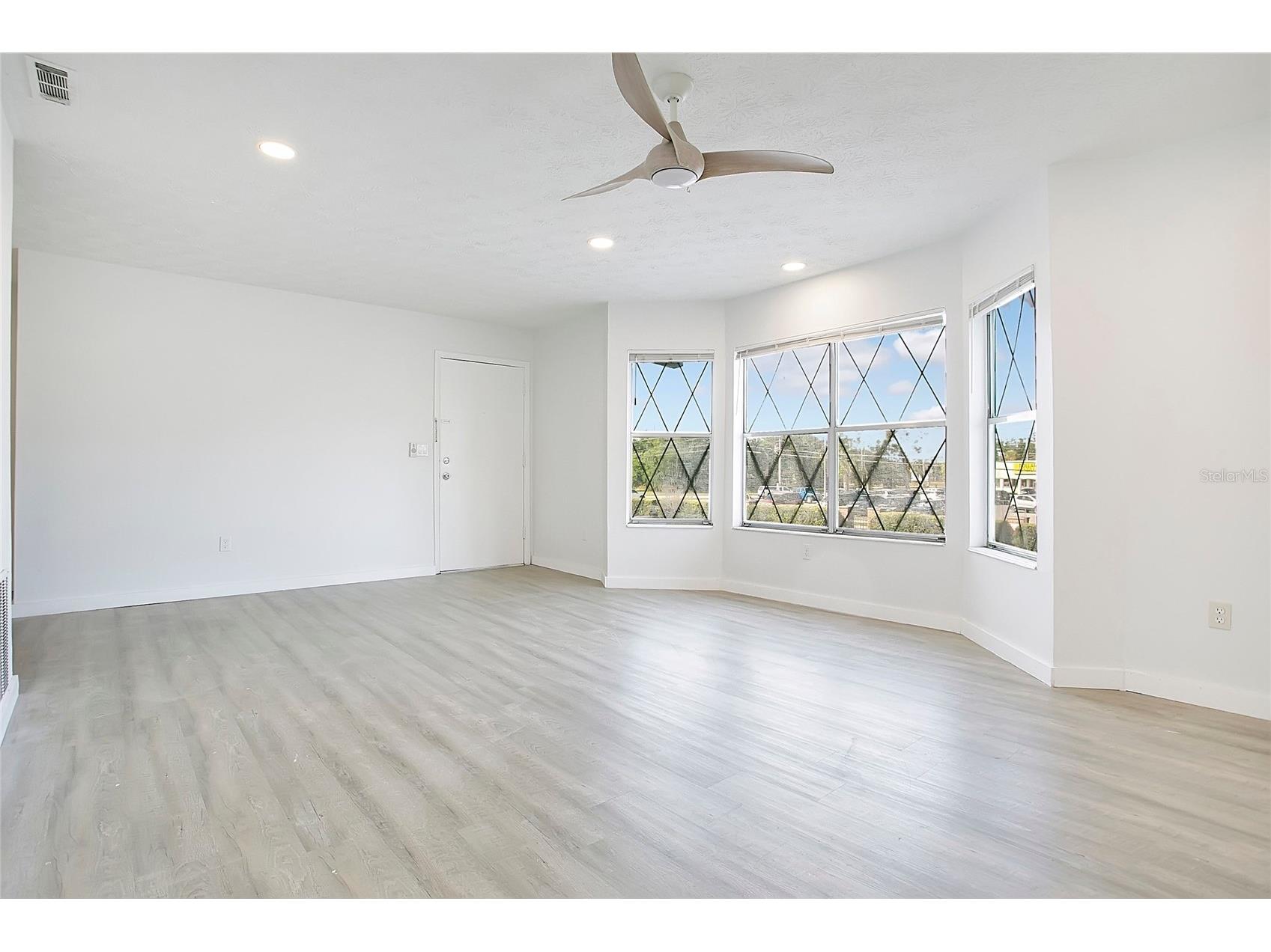 5407 Hansel Avenue #G12 Orlando FL 32809 - CONWAY CHAIN OF LAKES O6395112 image4