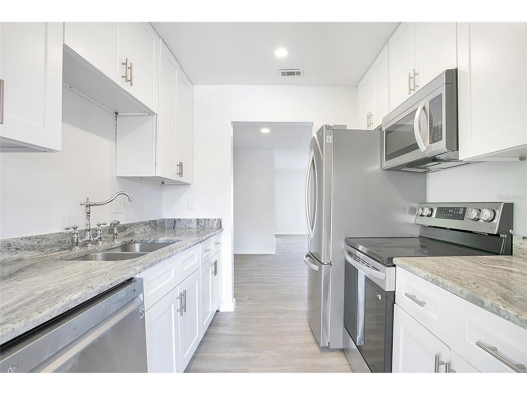 5407 Hansel Avenue #G12 Orlando FL 32809 - CONWAY CHAIN OF LAKES O6395112 image9