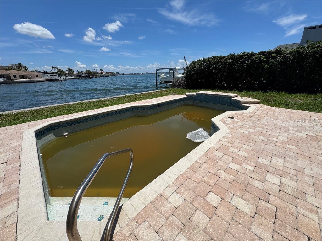 5407 Pali Way Saint Pete Beach FL 33706 - BOCA CIEGA BAY TB8406980 image3