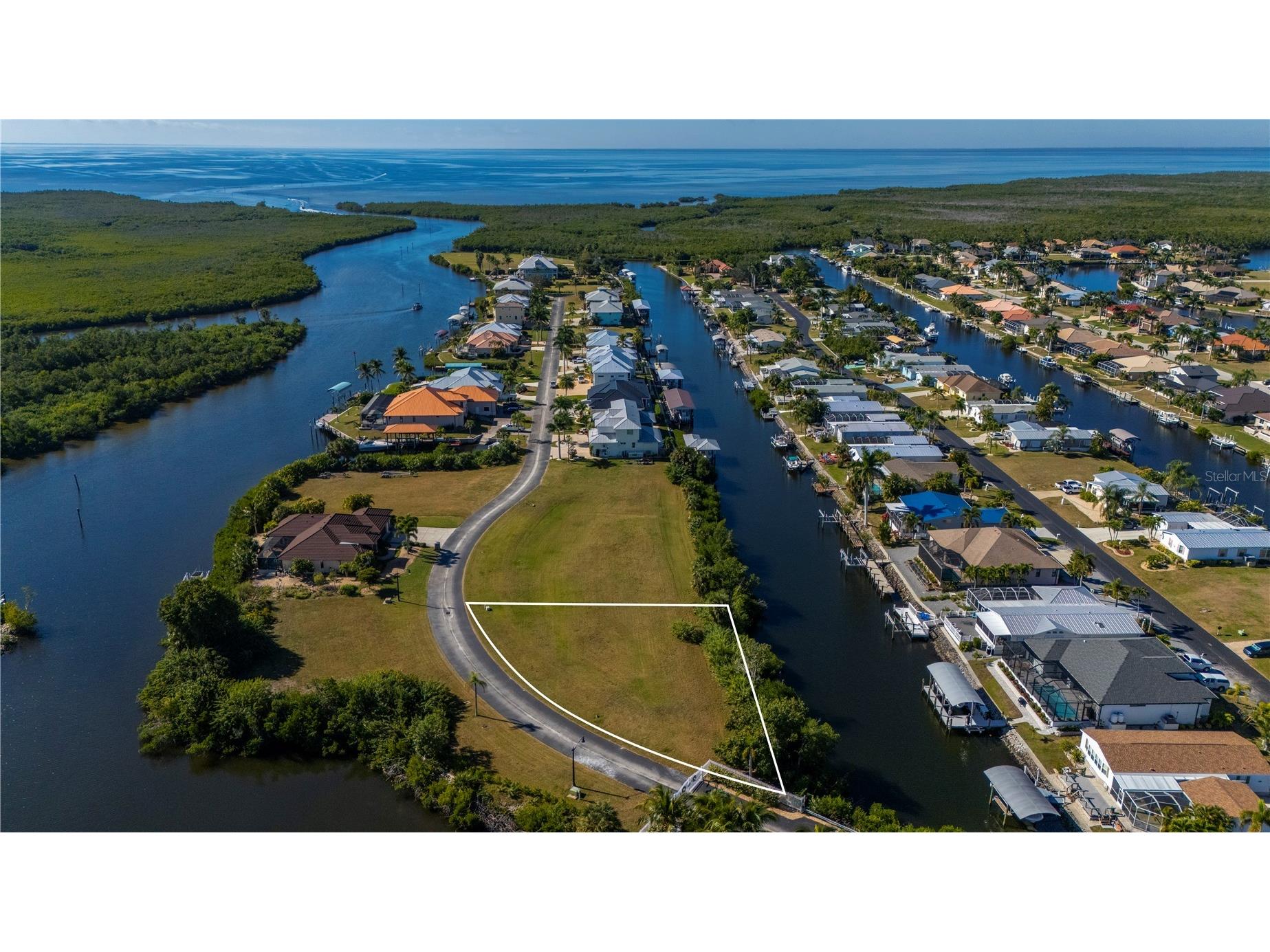 5407 Sea Edge Drive Punta Gorda FL 33950 C7502310 image1