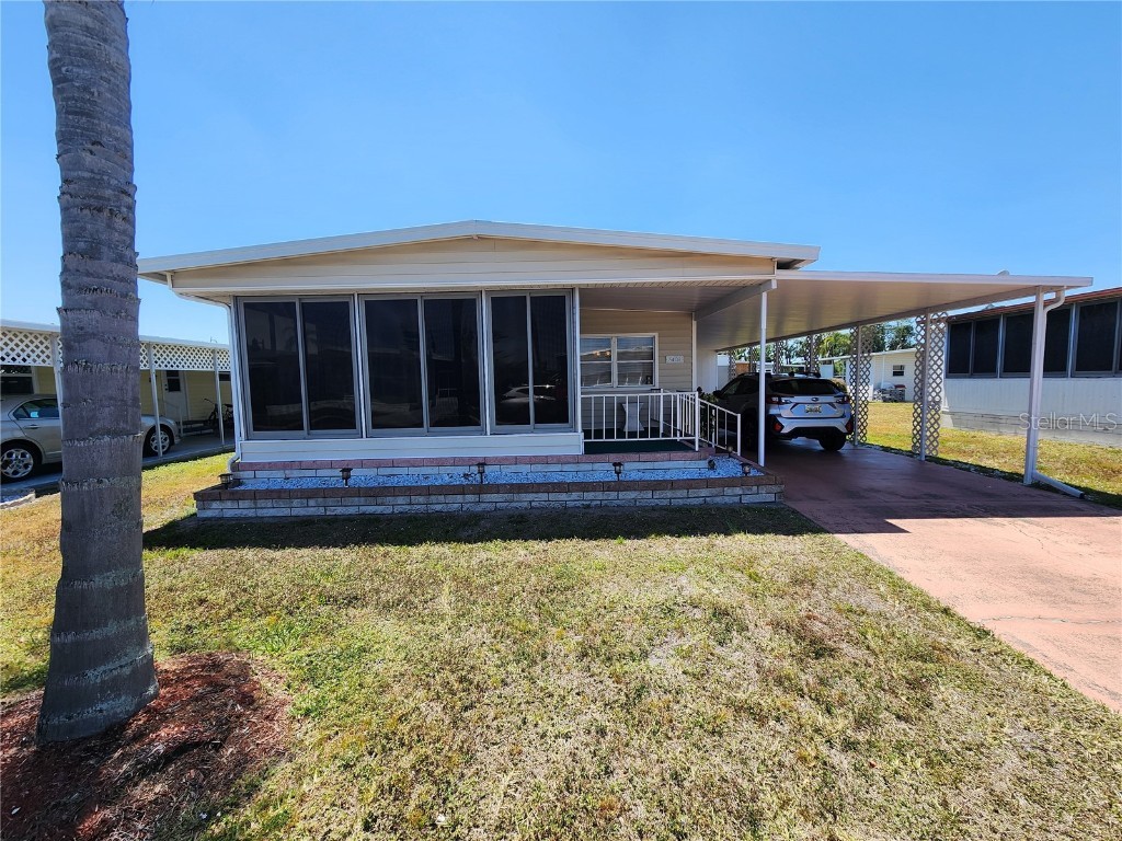 5408 Chateau Lane Bradenton FL 34207 A4649373 image1