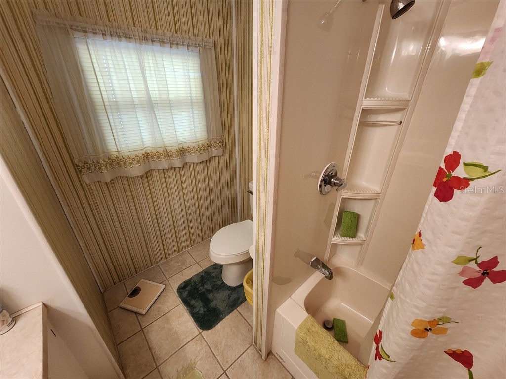 5408 Chateau Lane Bradenton FL 34207 A4649373 image17