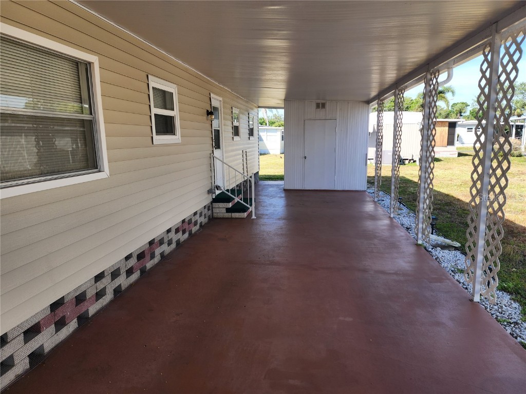 5408 Chateau Lane Bradenton FL 34207 A4649373 image3