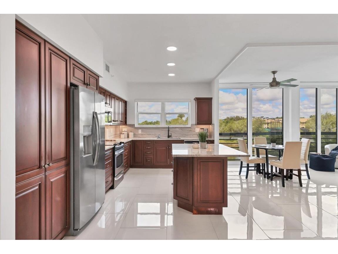 5408 Eagles Point Circle #102 Sarasota FL 34231 A4668010 image12