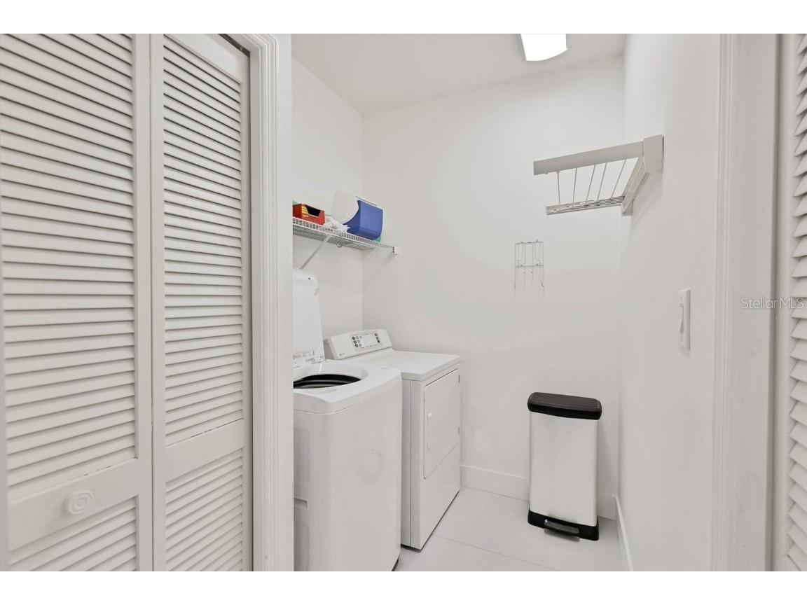 5408 Eagles Point Circle #102 Sarasota FL 34231 A4668010 image19