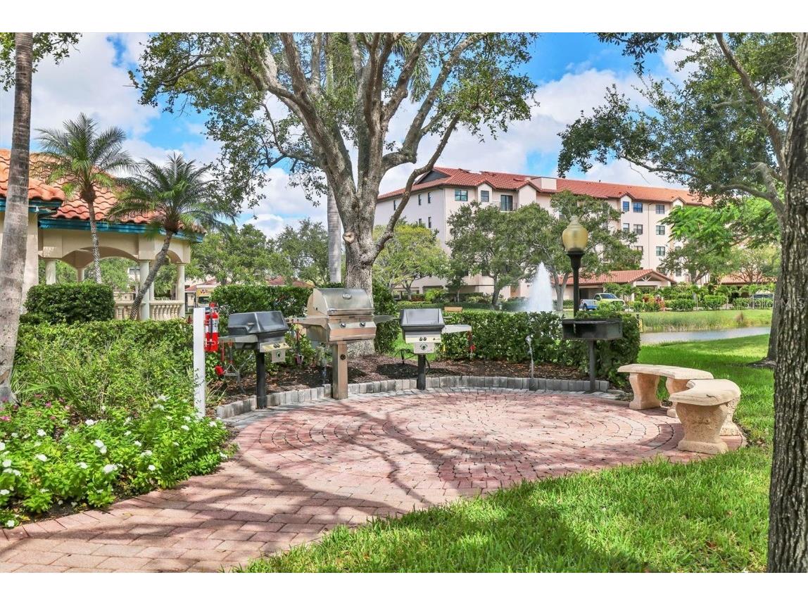 5408 Eagles Point Circle #102 Sarasota FL 34231 A4668010 image29